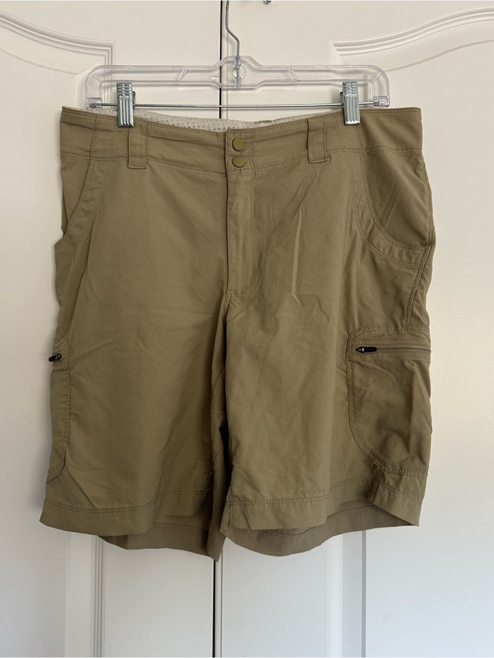 L.L. Bean Women’s Casual Tan Cargo Shorts